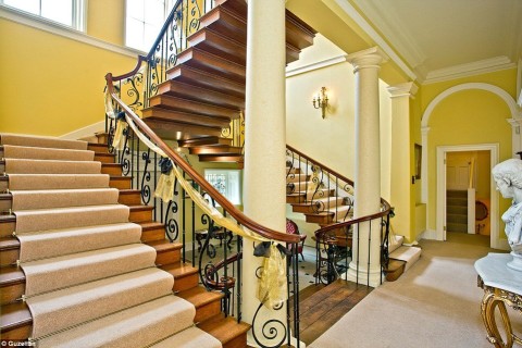 Бетонные межэтажные лестницы от нашей компании - Дом на Кубани